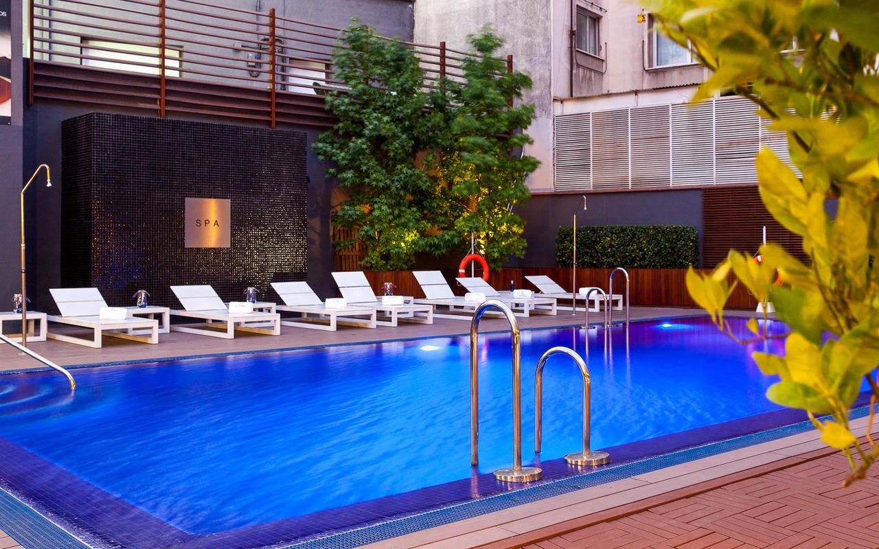 HOTELS-POOL-MADRID