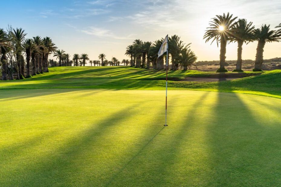 book-golf-in-lanzarote