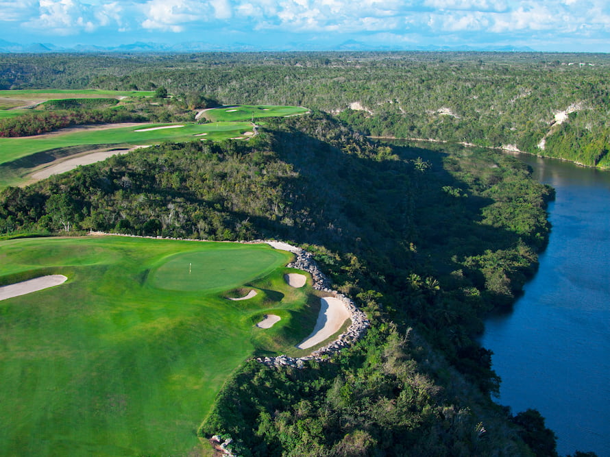 Dye-Fore-Golf-Casa-de-campo